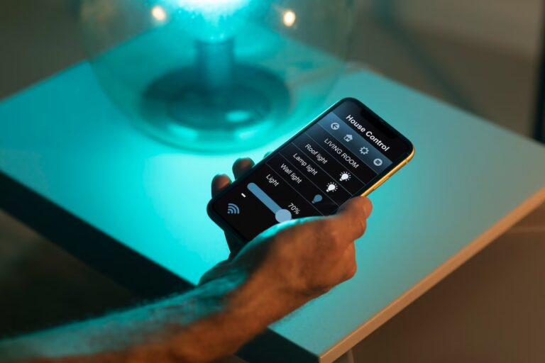 How Smart Meters Help You Save Energy and Cut Costs